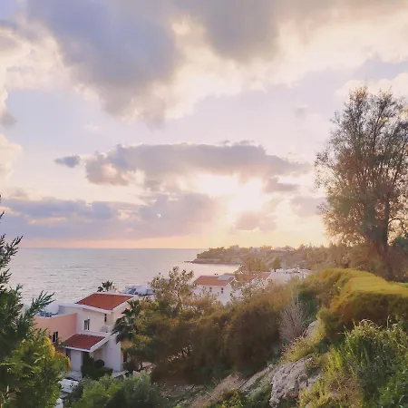Sweet Coral Bay Sea View 3 Stocks Paphos * Peyia