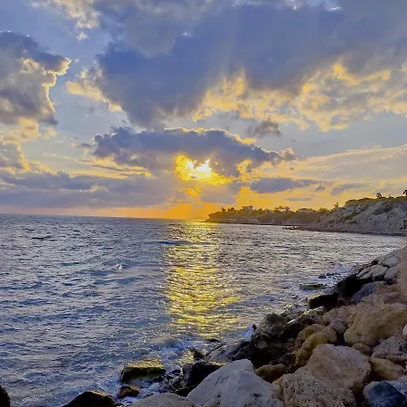 Sweet Coral Bay Sea View 3 Stocks Paphos *