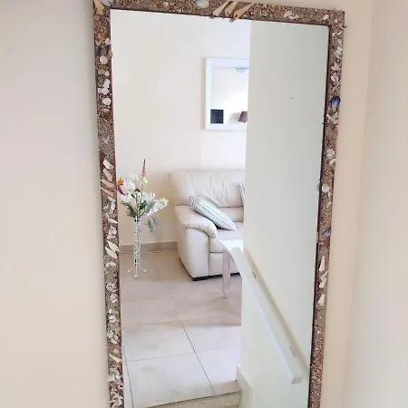 Sweet Coral Bay Sea View 3 Stocks Paphos Apartment