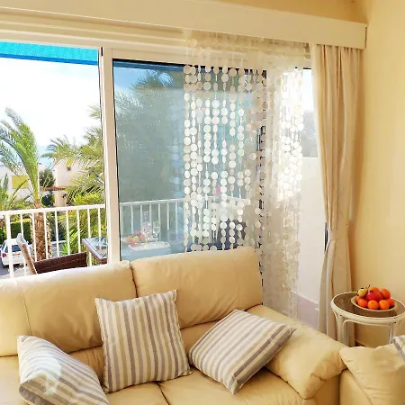 Sweet Coral Bay Sea View 3 Stocks Paphos شقة *