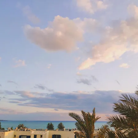 Apartment Sweet Coral Bay Sea View 3 Stocks Paphos