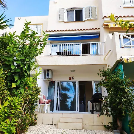 Sweet Coral Bay Sea View 3 Stocks Paphos * بييا