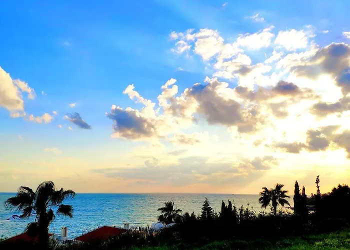 Apartmán Sweet Coral Bay Sea View 3 Stocks Paphos *