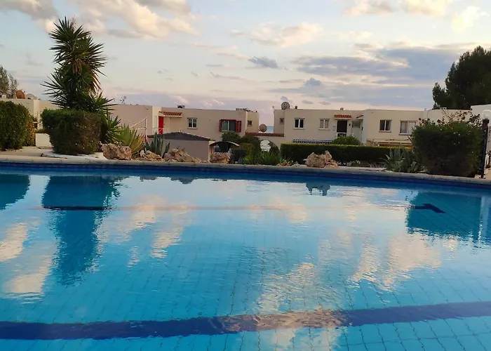 Sweet Coral Bay Sea View 3 Stocks Paphos Apartmán