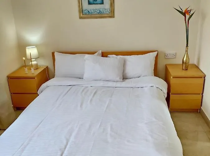 Apartmán Sweet Coral Bay Sea View 3 Stocks Paphos *