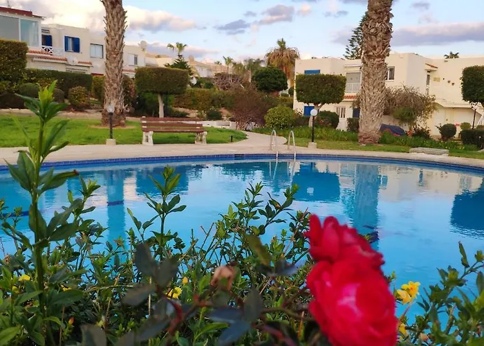 Apartmán Sweet Coral Bay Sea View 3 Stocks Paphos