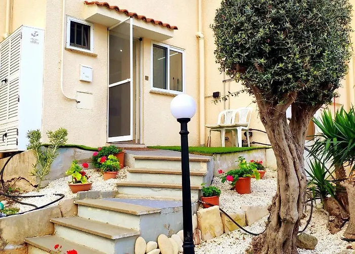 Apartmán Sweet Coral Bay Sea View 3 Stocks Paphos *